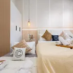 Tallest Concept 2 Theme Suite Klcc