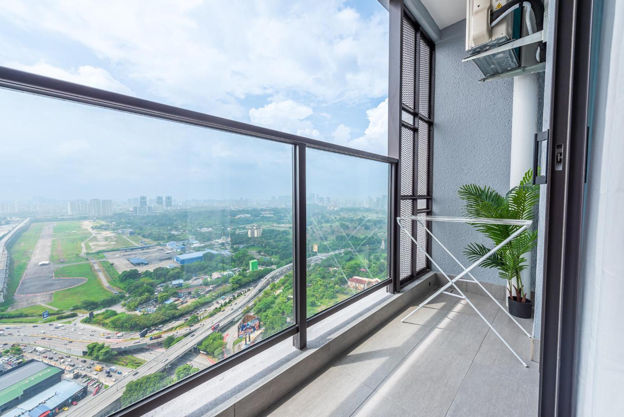 Tallest Concept 2 Theme Klcc Pangsapuri Kuala Lumpur