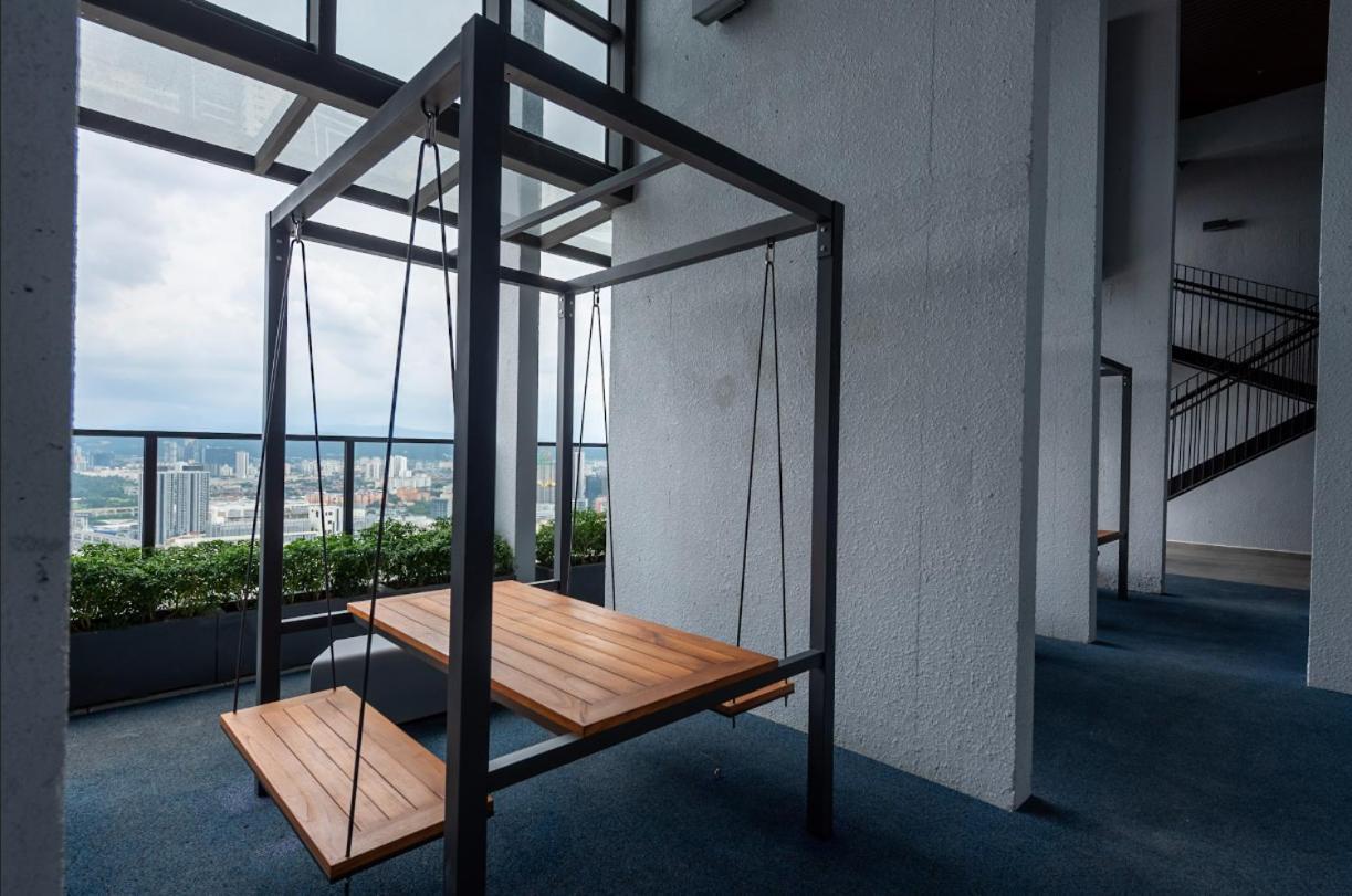 Apartment Tallest Concept 2 Theme Klcc