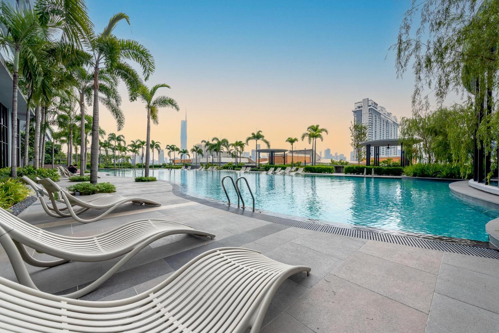 Apartment Tallest Concept 2 Theme Klcc Kuala Lumpur